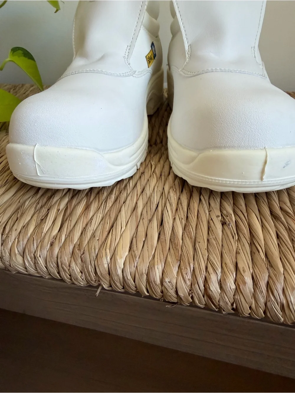 White Men’s Boat-Style Work Shoes with Secure Closure